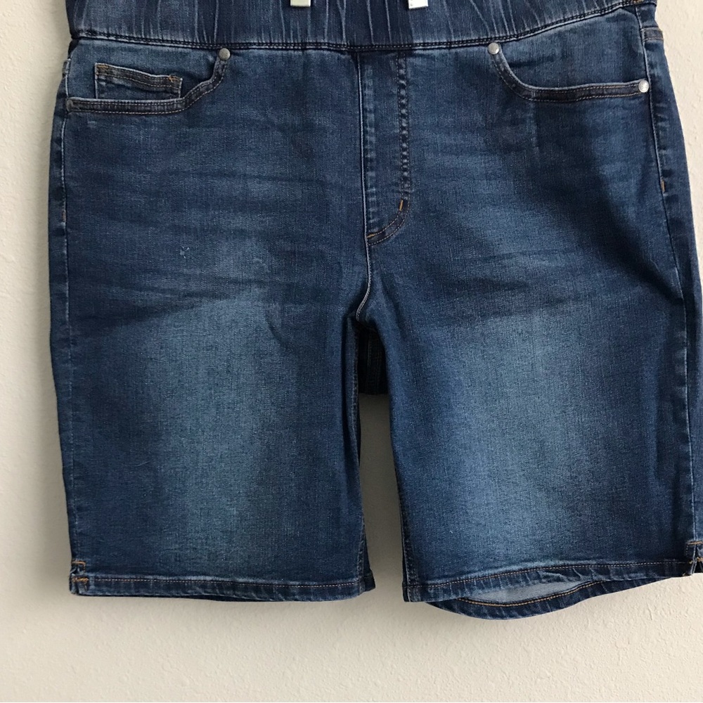 Isaac Mizrahi True Denim Petite Pull On Bermuda Shorts - Indigo (sz 16P) a598288